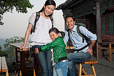 东北男男Gay猛男性同志：东北同志生活：勇敢面对，拥抱希望