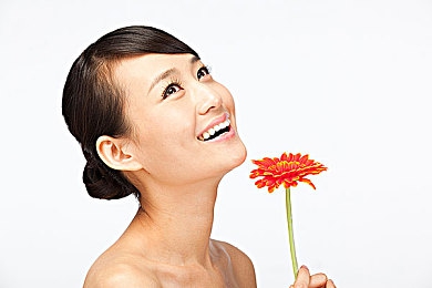朱竹清沦为军妓被cao成sao货：公众人物朱竹清名誉受损，网络暴力需严惩-2