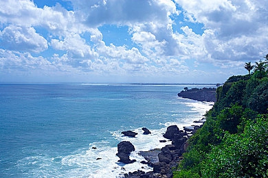 申鹤流口水翻白眼咬铁球的：《原神》申鹤新技能萌动，战斗升级引热议-4