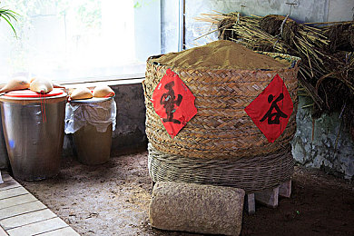 被黑人下面猛烈进出：草原探险，宝藏寻踪，刺激来袭-4